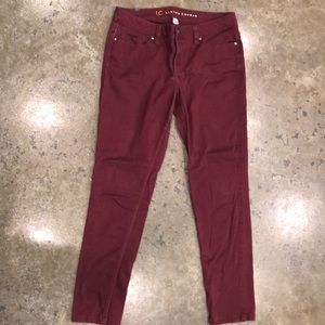 Lauren Conrad maroon pants